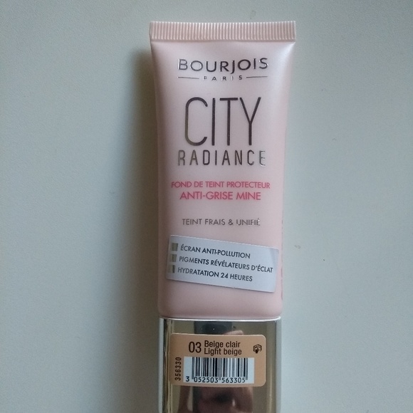 NEW Bourjois City Radiance 03 - Light Beige - Picture 1 of 1